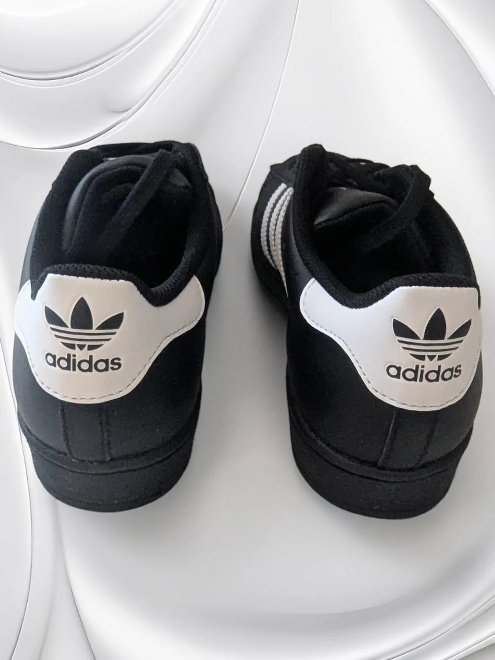 Adidas Classic Originals Superstar J Grade School Black/White Size 6